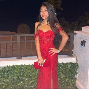 Meet your Posher, Skyler